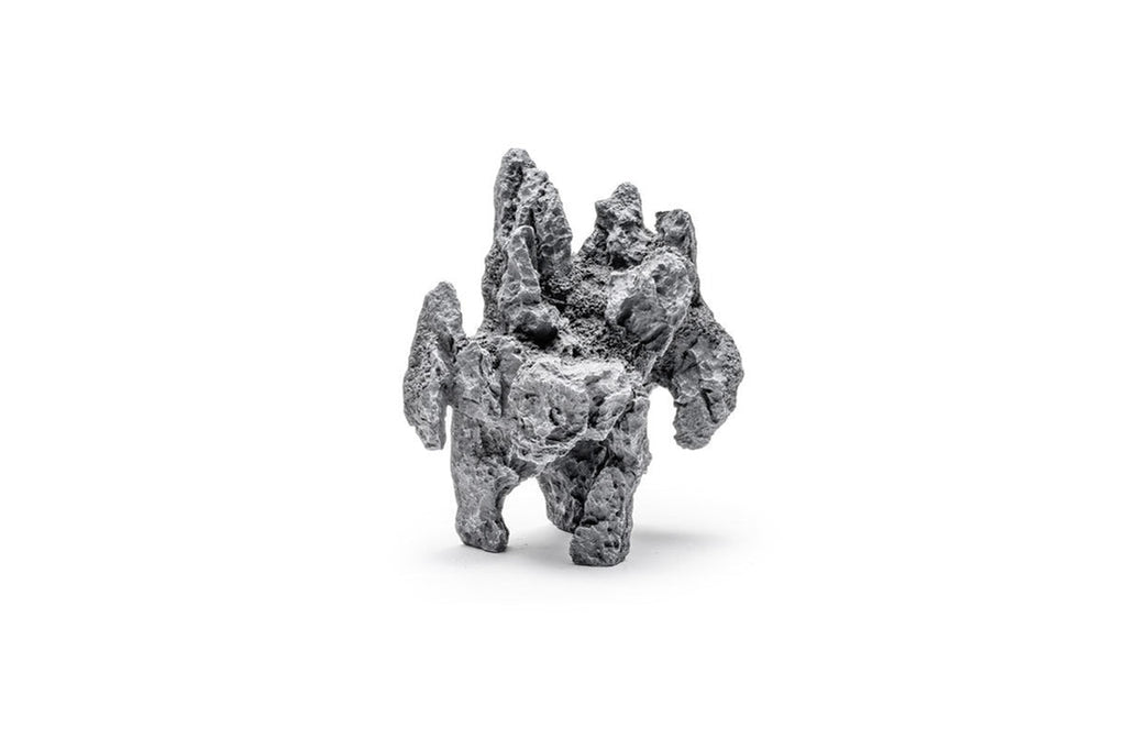UNS Strata Type 3-D- Black Mountain Seiryu Stone