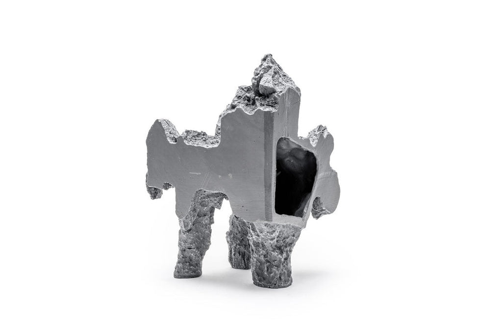 UNS Strata Type 3-A- Black Mountain Seiryu Stone