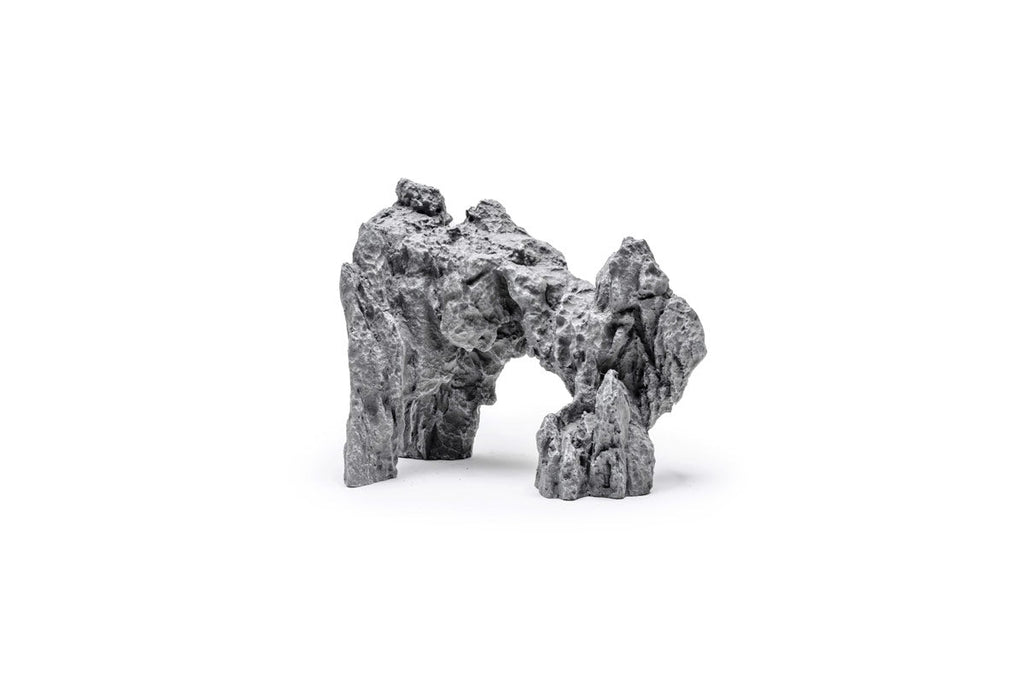 UNS Strata Type 3-E- Black Mountain Seiryu Stone
